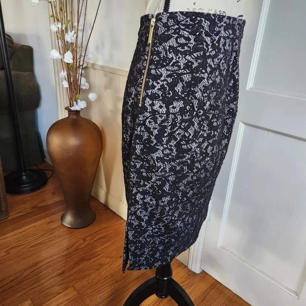 Michael Kors Black and White Pencil Skirt Sz M